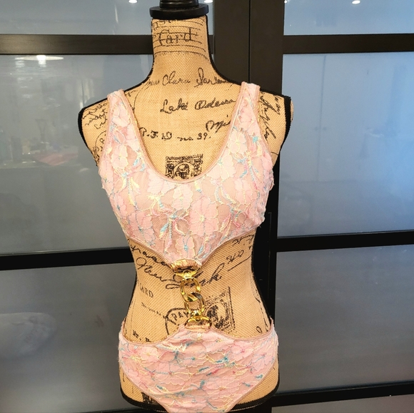 🩱Boutique Women's Rose Gold Monokini high cut sexy one-piece swimsuit - Picture 7 of 14